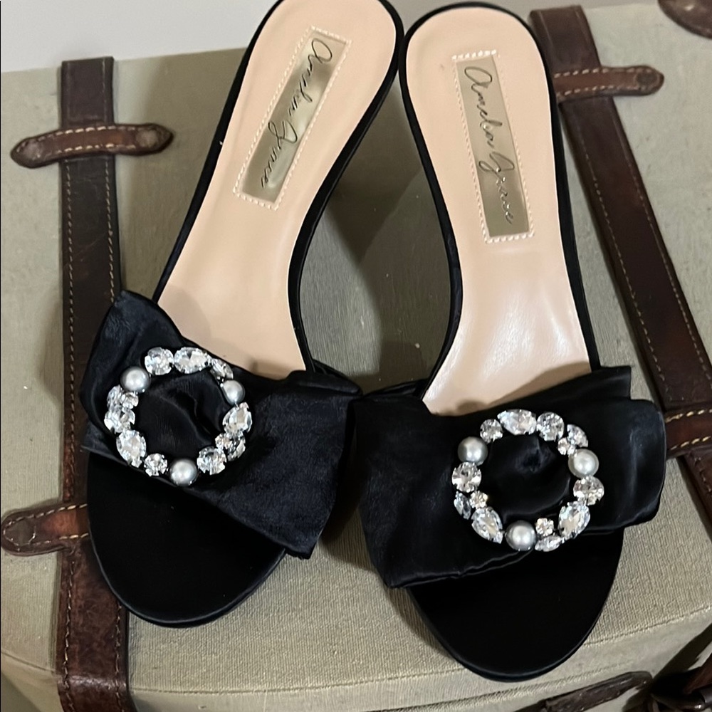 AMELIA GRACE HI HEELS Black Crystal Embellished Slide Sandals SIZE o